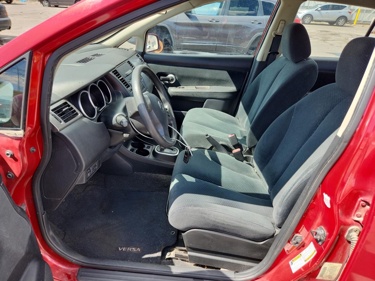 2010 NISSAN VERSA