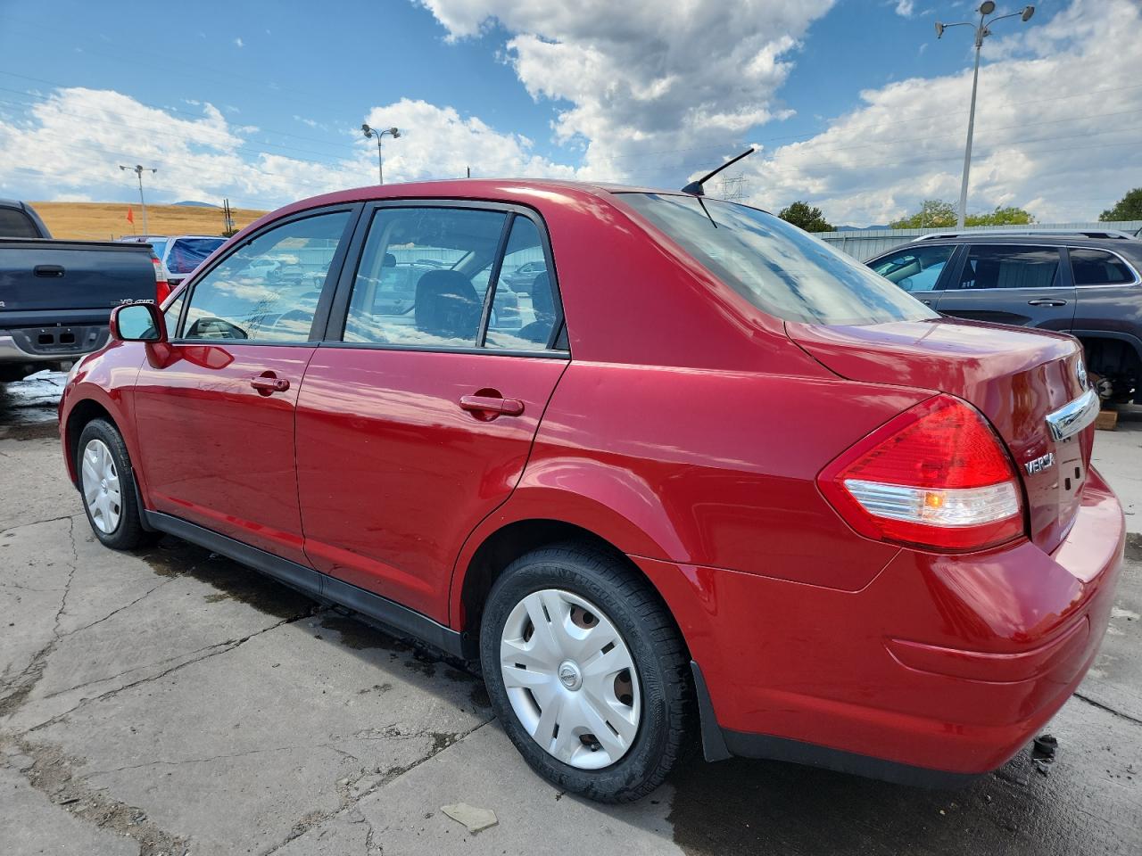 2010 NISSAN VERSA