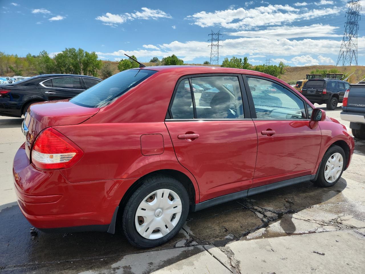 2010 NISSAN VERSA