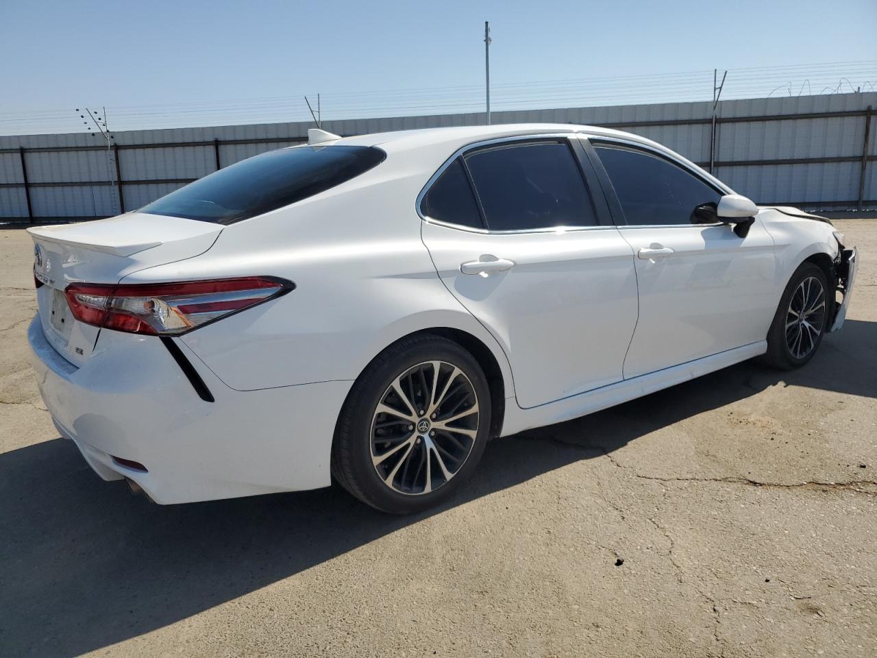 2019 TOYOTA CAMRY