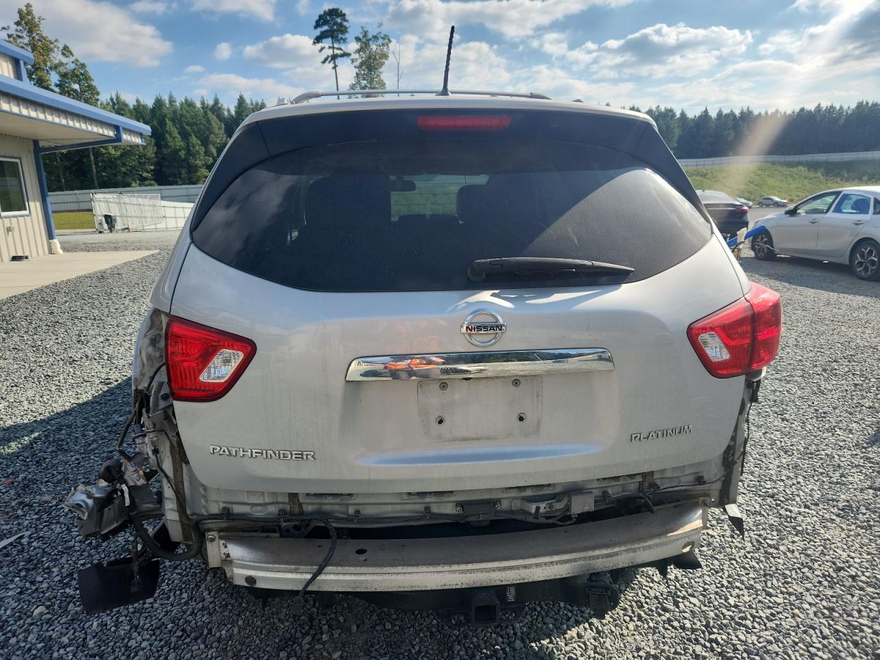 2018 NISSAN PATHFINDER