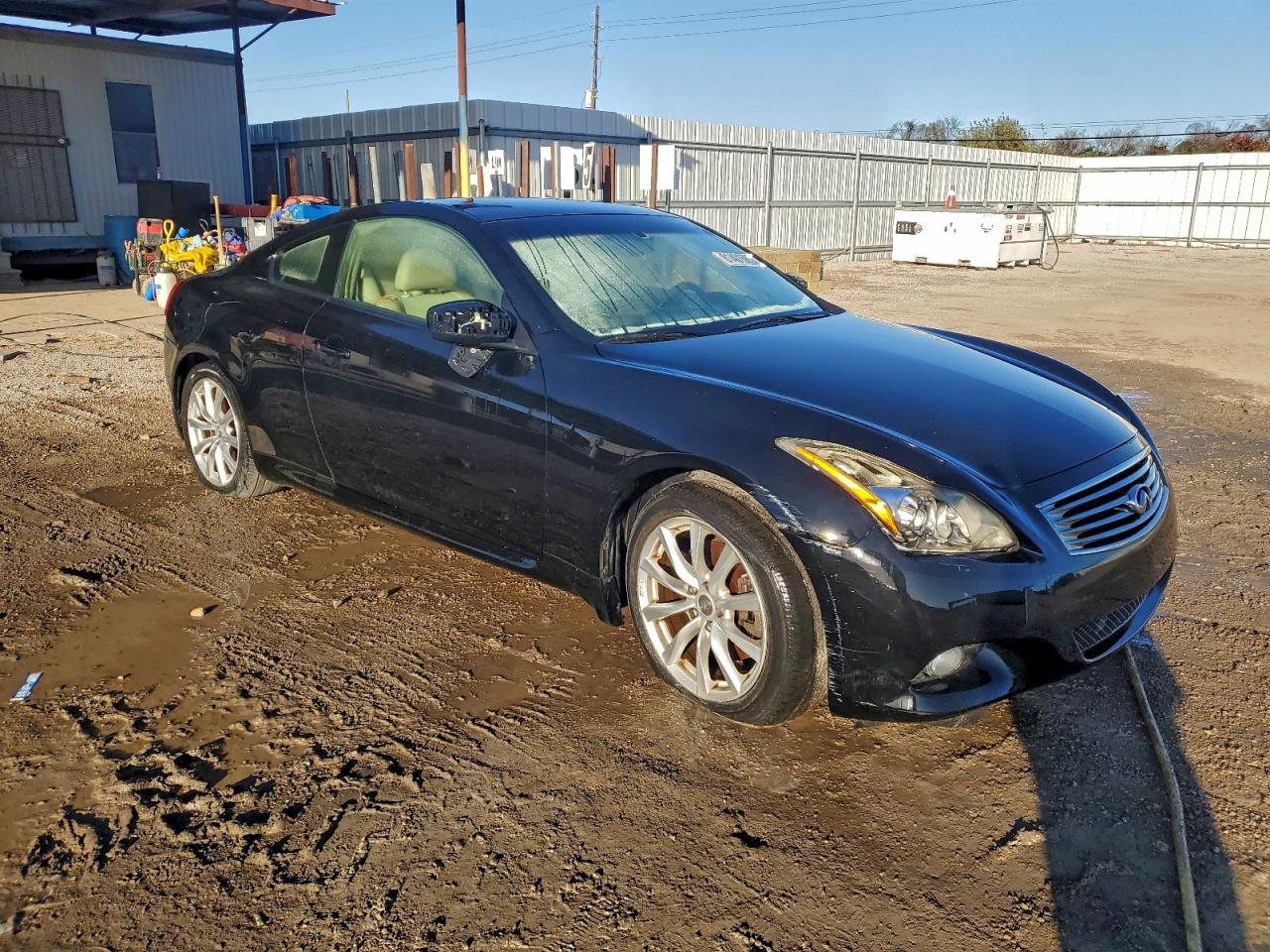 2013 INFINITI G37