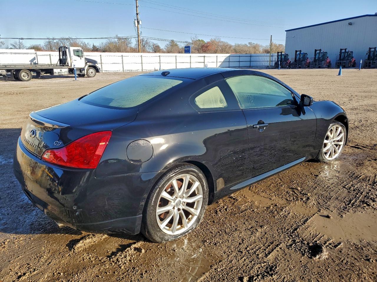 2013 INFINITI G37