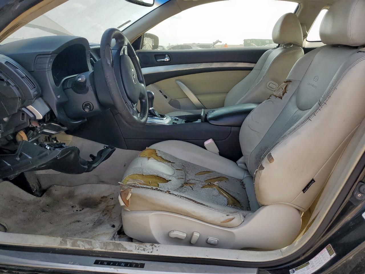 2013 INFINITI G37