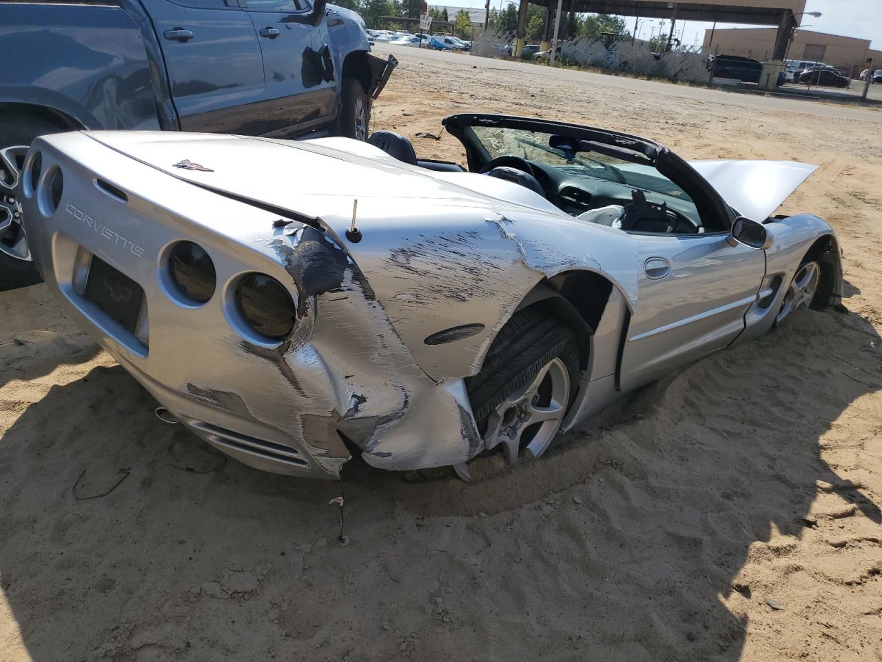 2001 CHEVROLET CORVETTE