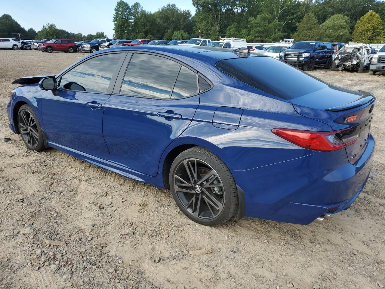 2025 TOYOTA CAMRY