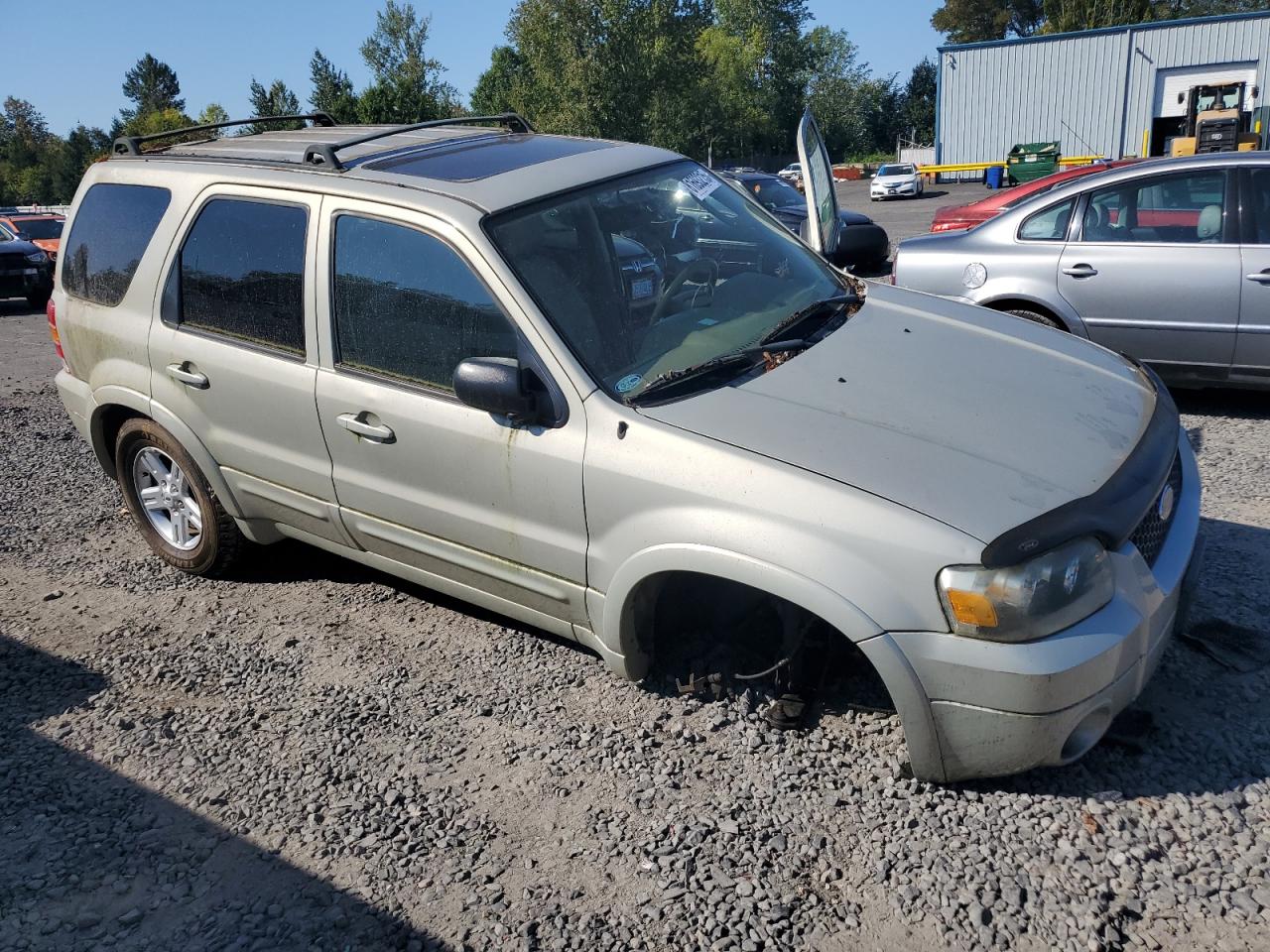 2005 FORD ESCAPE