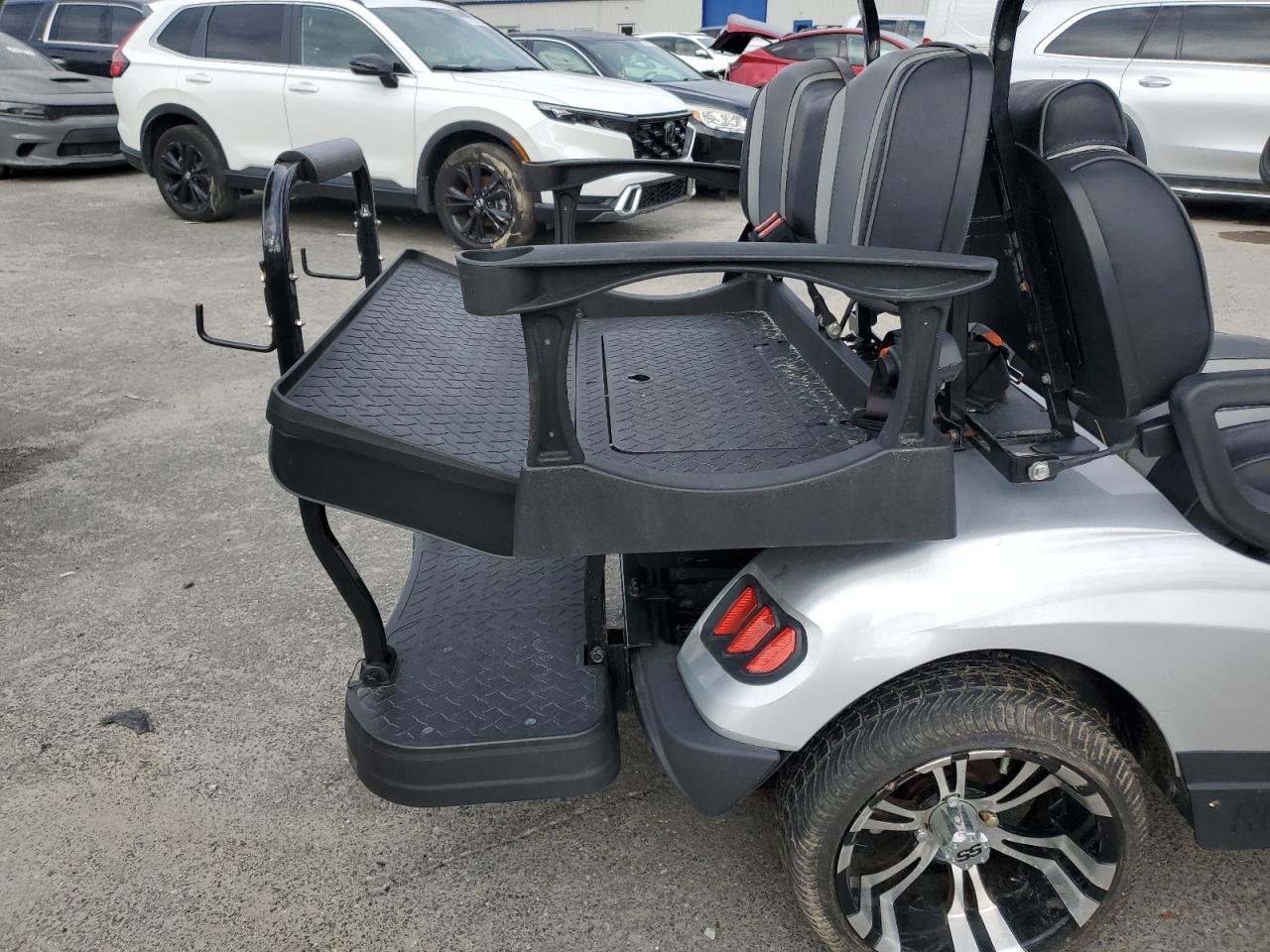 2021 OTHR GOLF CART