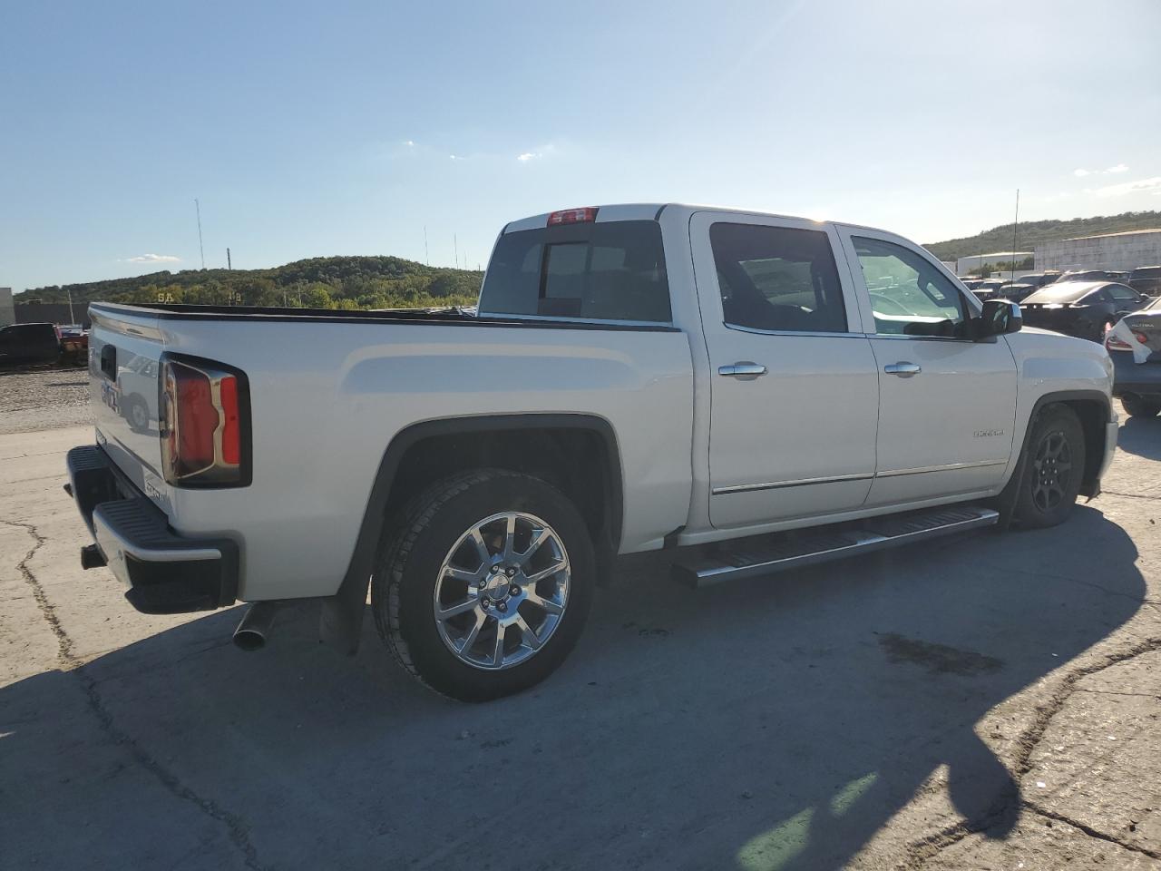 2017 GMC SIERRA