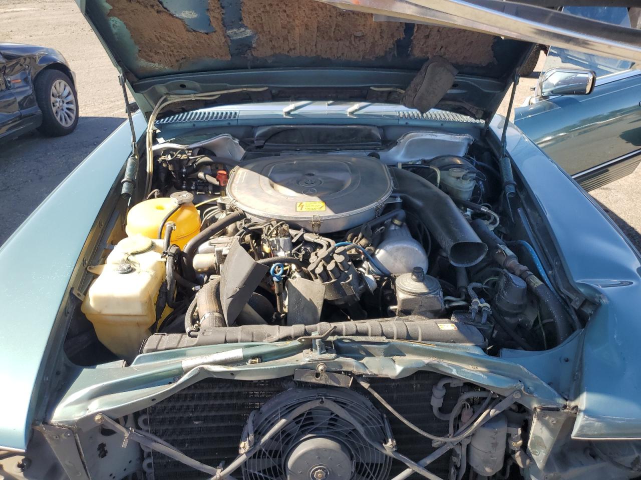 1983 MERCEDES BENZ SL-CLASS