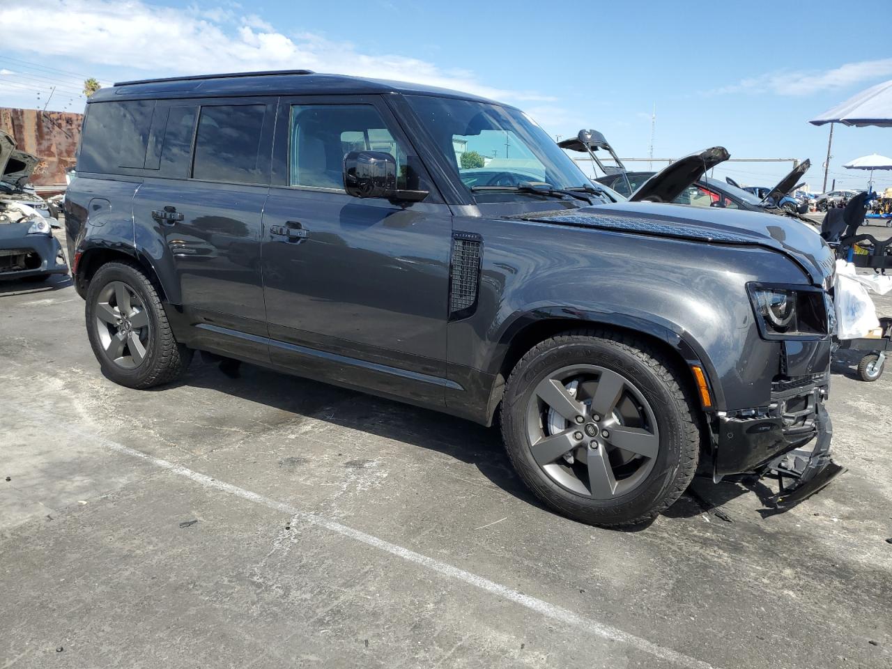 2025 LAND ROVER DEFENDER