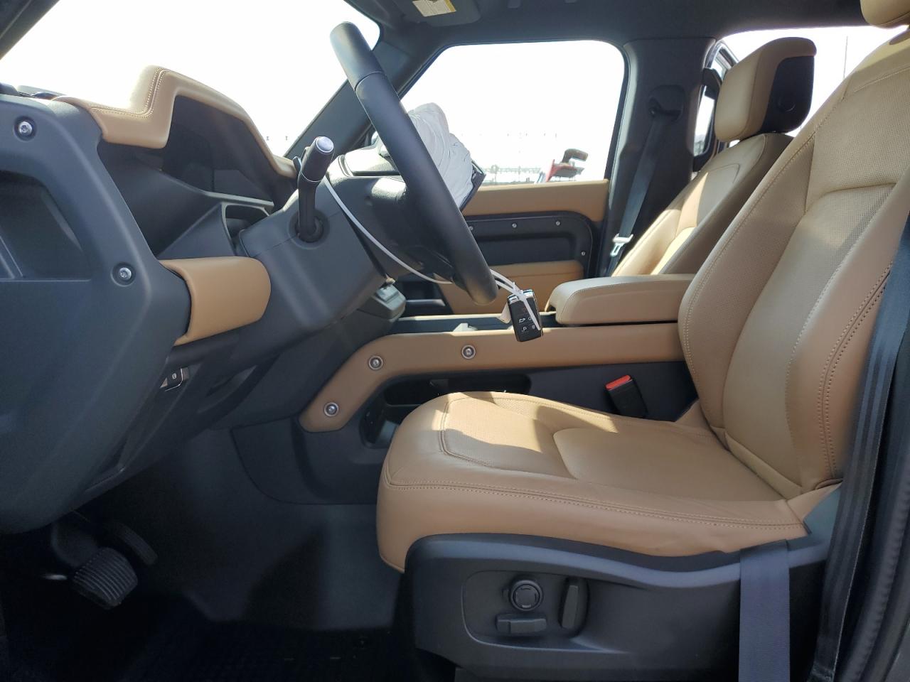 2025 LAND ROVER DEFENDER