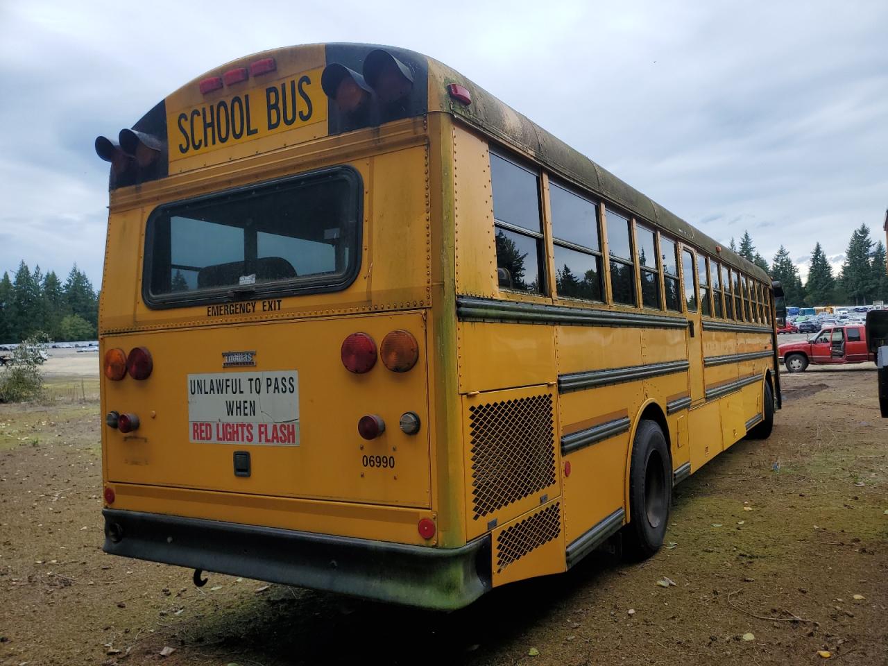2008 THOMAS SAF-T-LINE