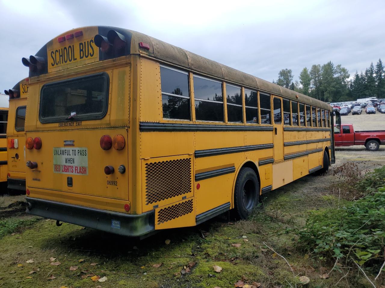 2008 THOMAS SAF-T-LINE