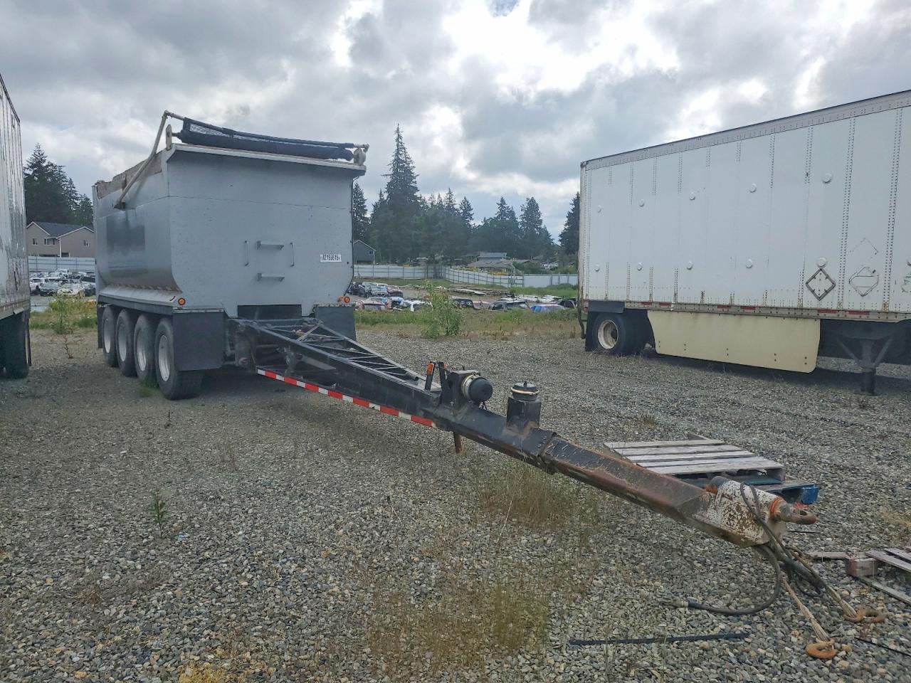 2002 'OTHER HEAVY EQUIPMENT' UNKNOWN
