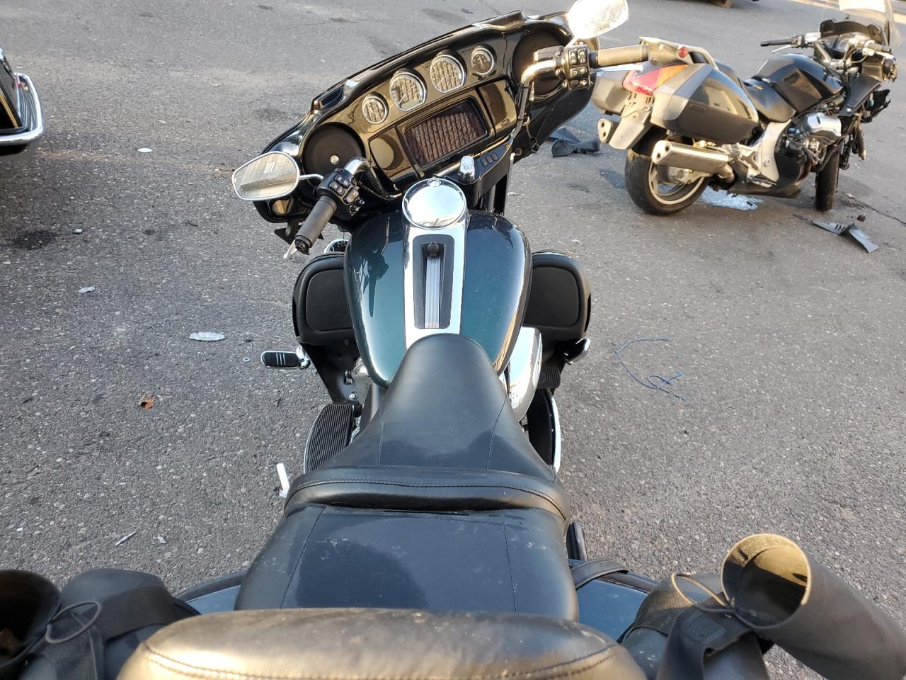 2021 HARLEY DAVIDSON FL