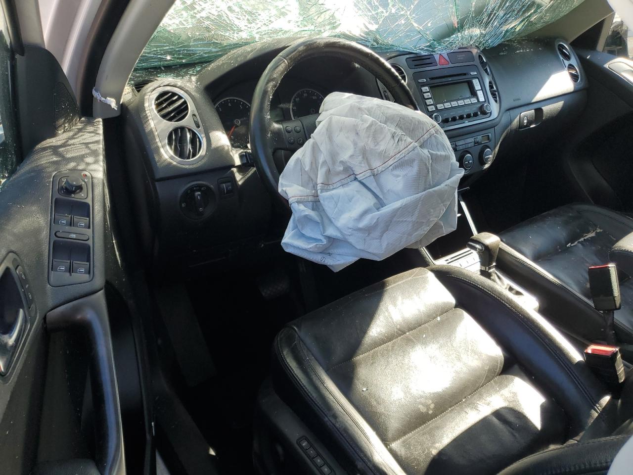 2009 VOLKSWAGEN TIGUAN