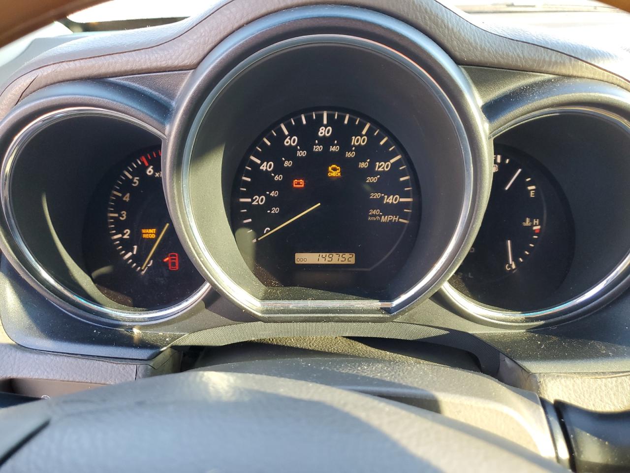 2004 LEXUS RX330