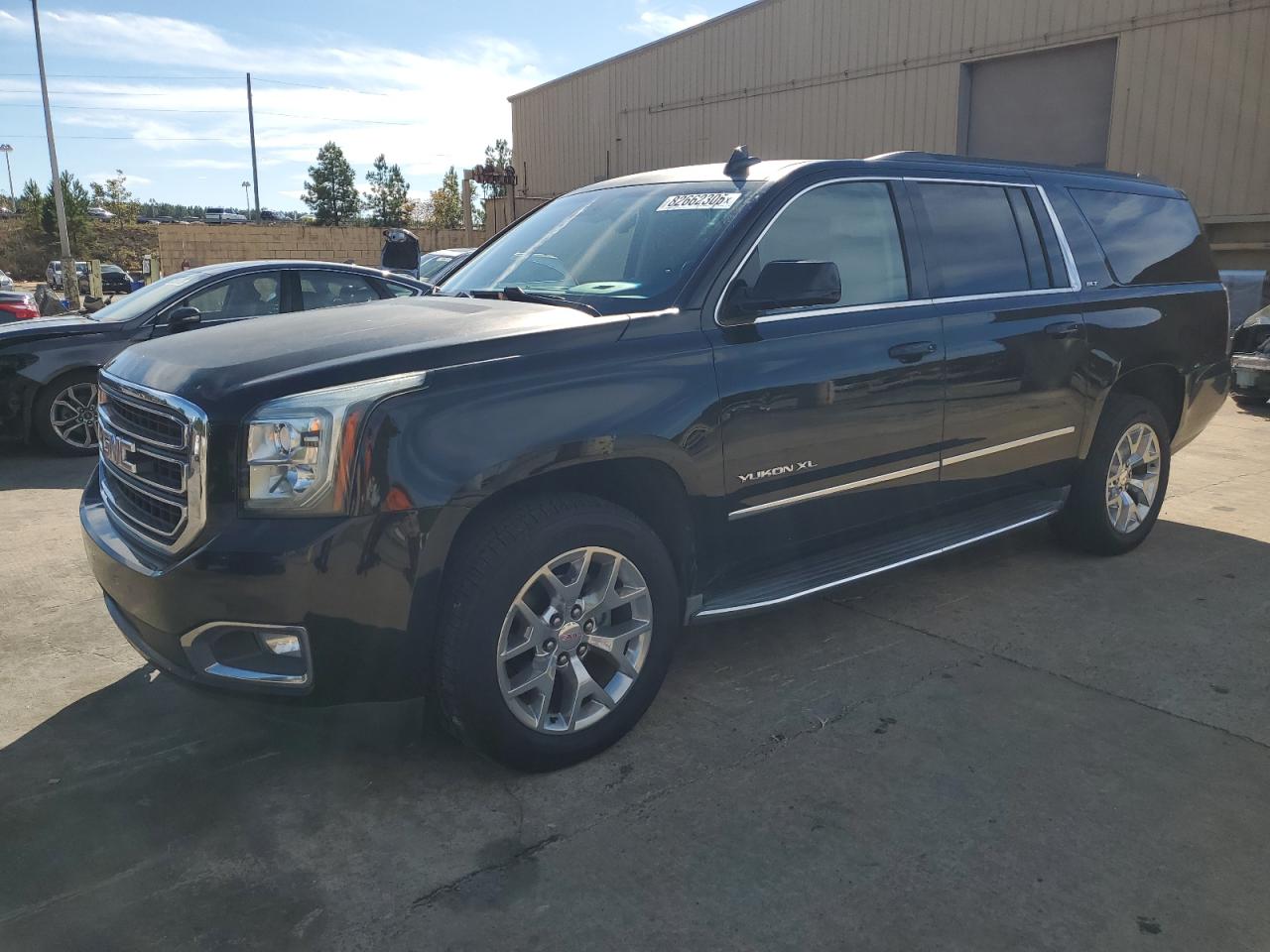 2016 GMC YUKON