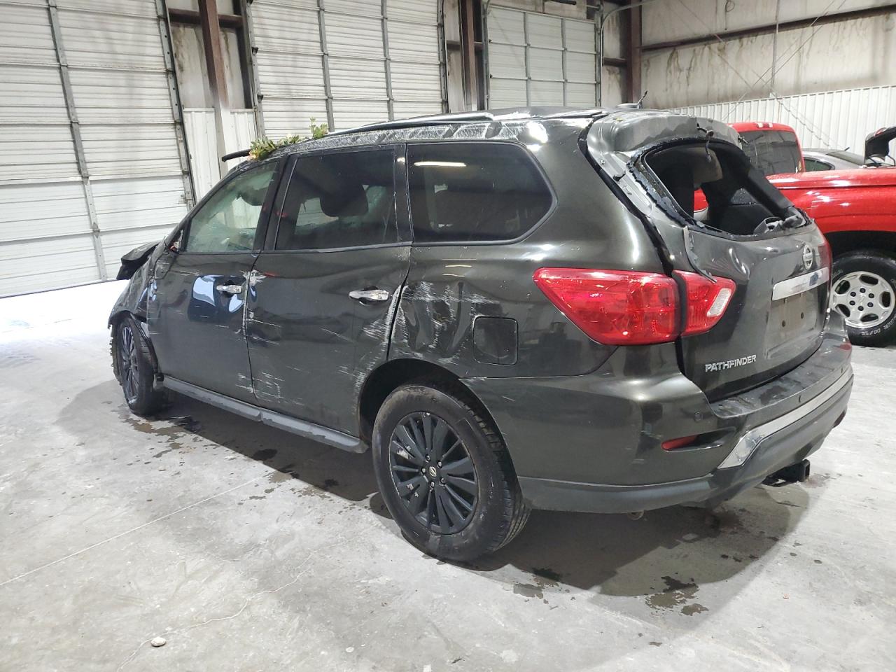 2017 NISSAN PATHFINDER