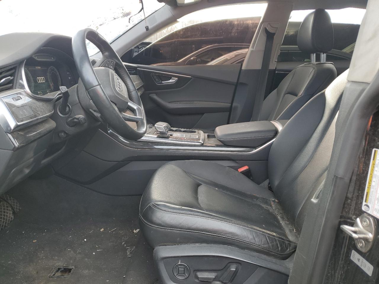 2020 AUDI Q8