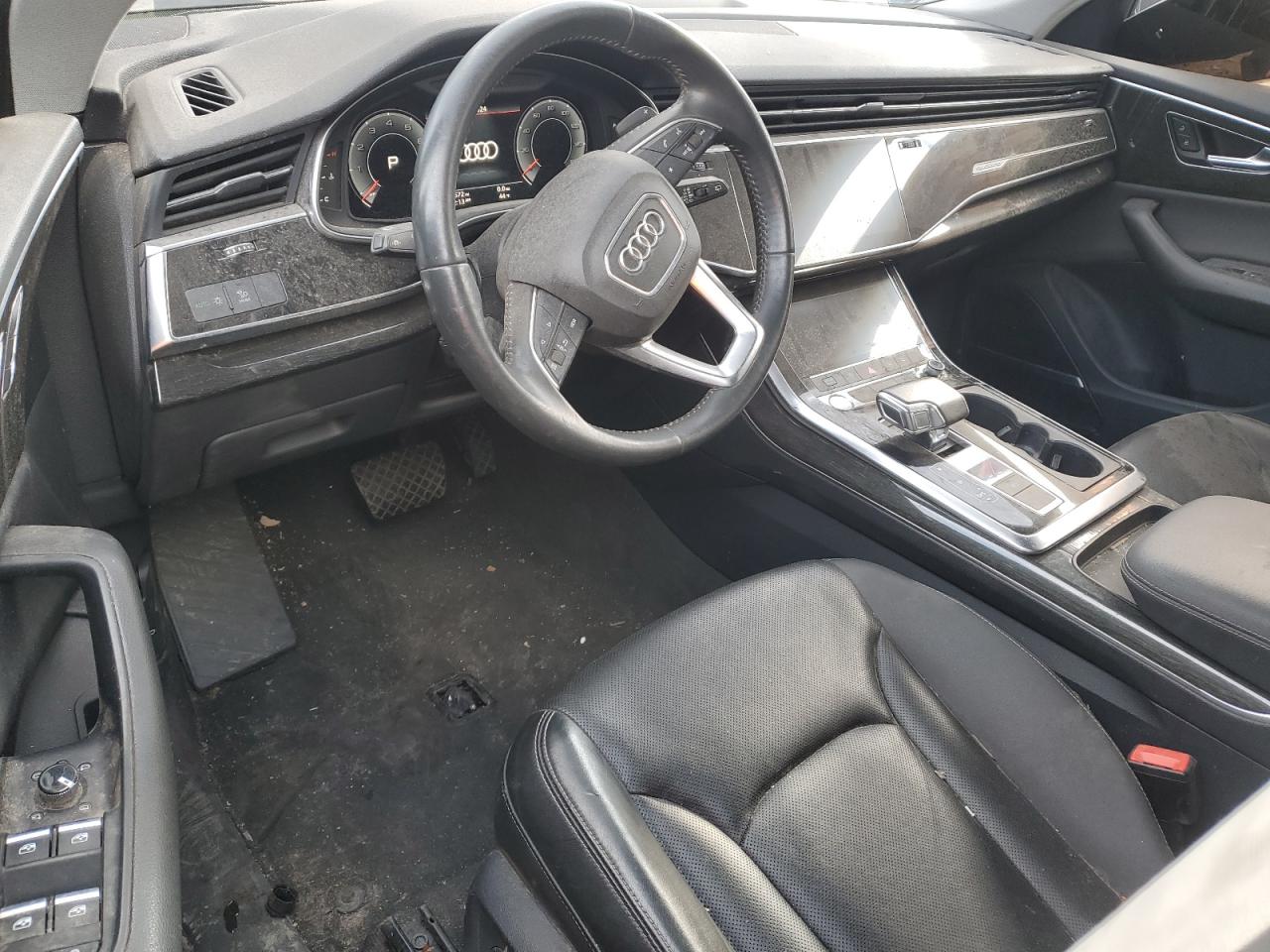 2020 AUDI Q8