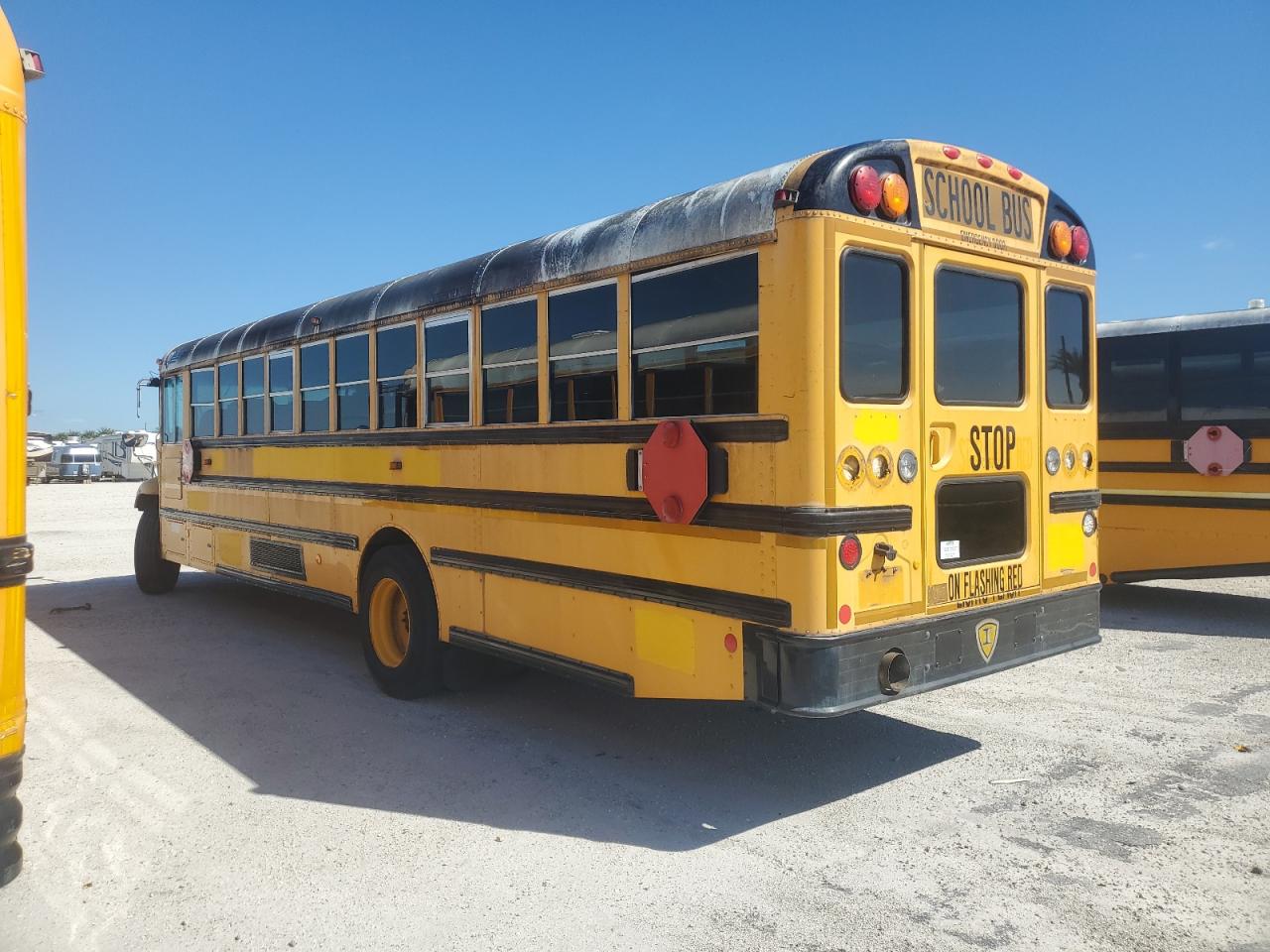 2013 IC CORPORATION CE SERIES