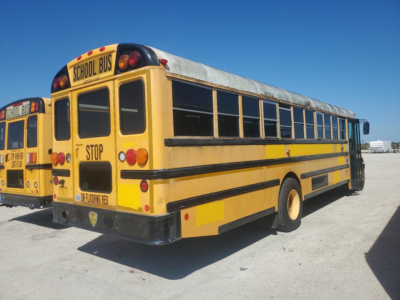 2013 IC CORPORATION CE SERIES