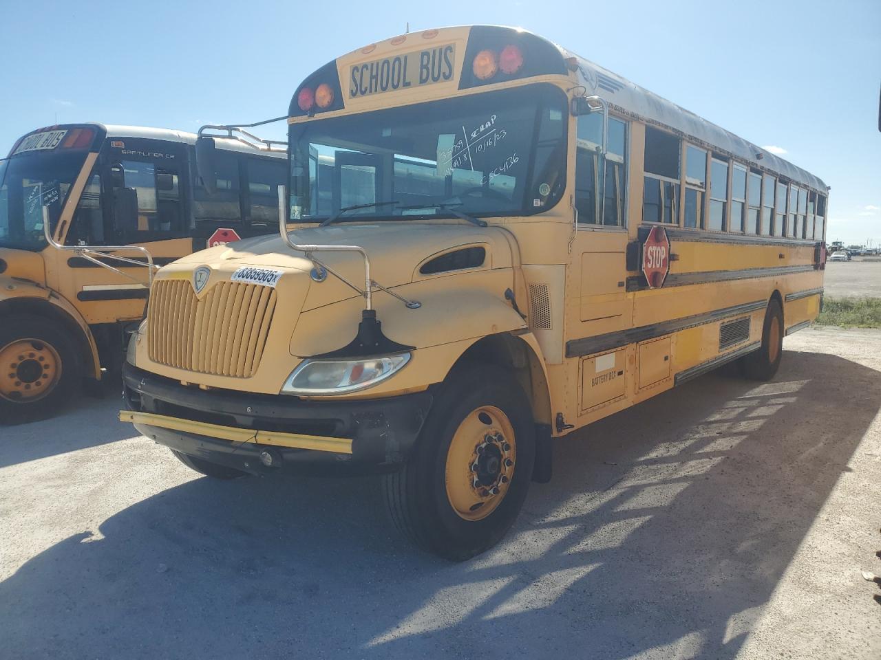 2013 IC CORPORATION CE SERIES