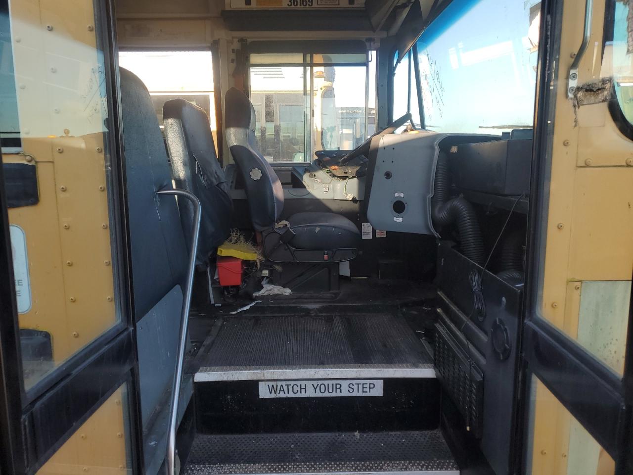 2013 IC CORPORATION CE SERIES