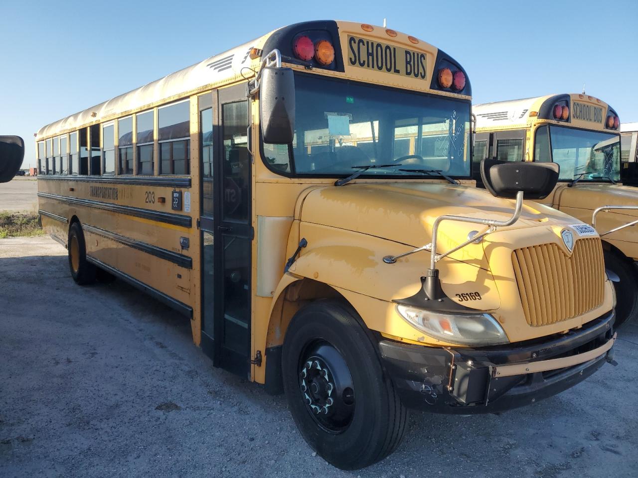 2013 IC CORPORATION CE SERIES