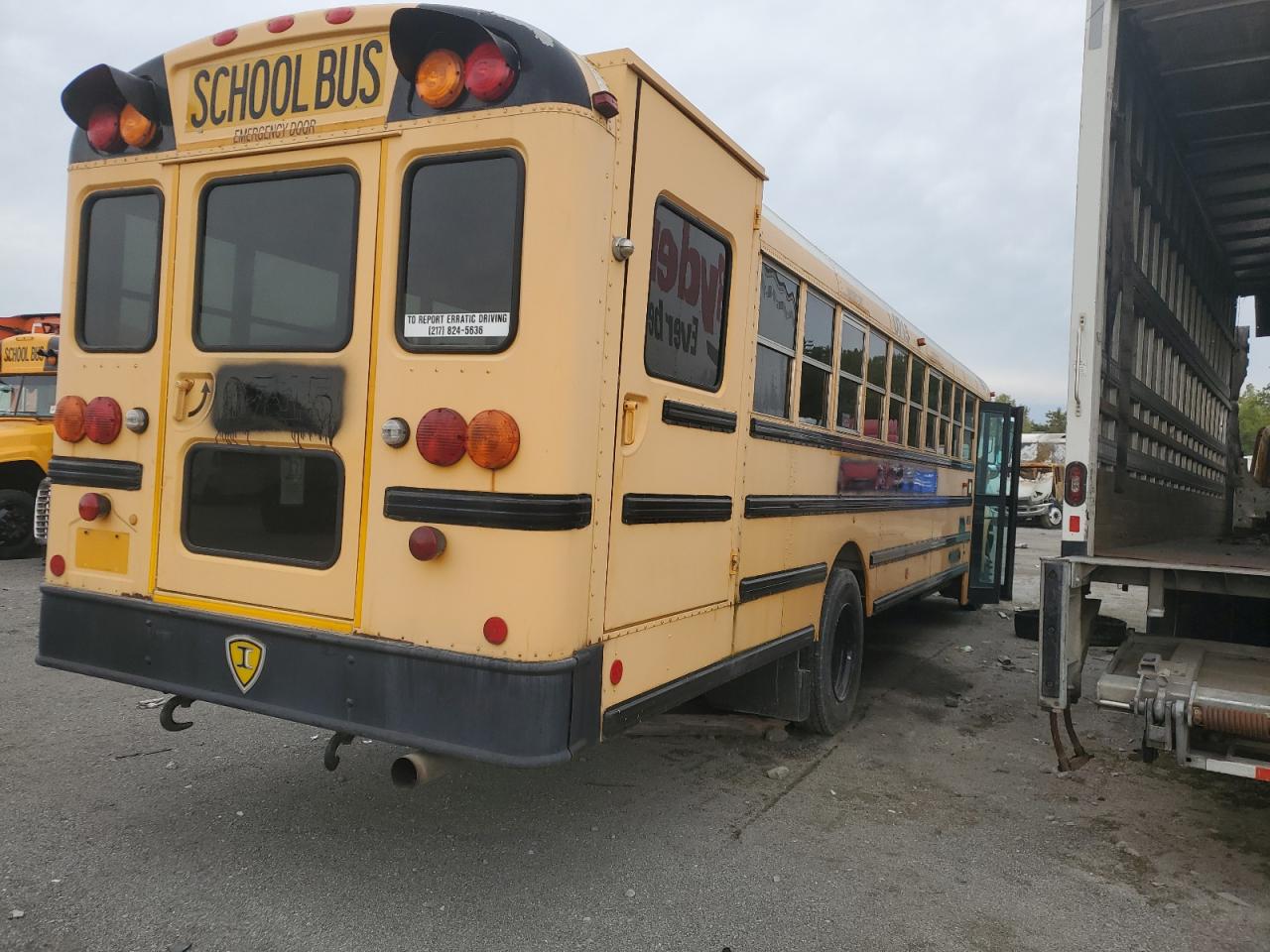 2007 IC CORPORATION CE SERIES