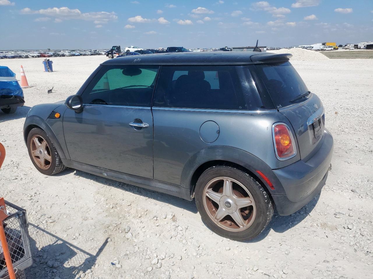 2010 MINI COOPER