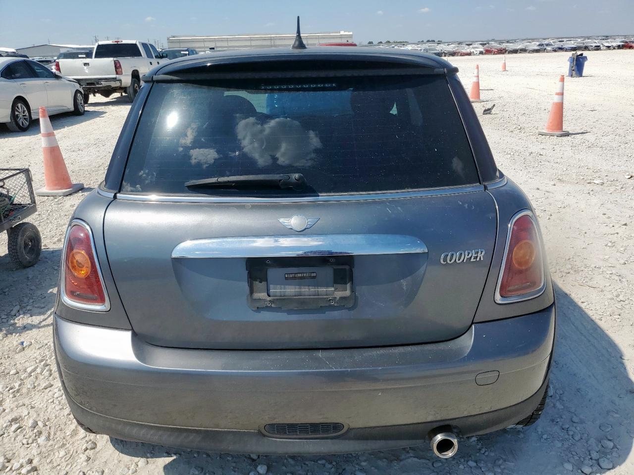 2010 MINI COOPER