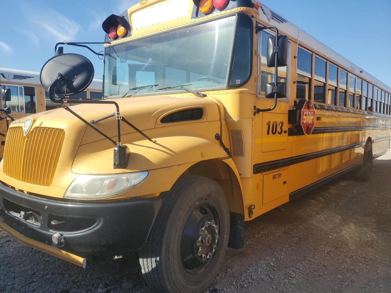 2013 IC CORPORATION CE SERIES