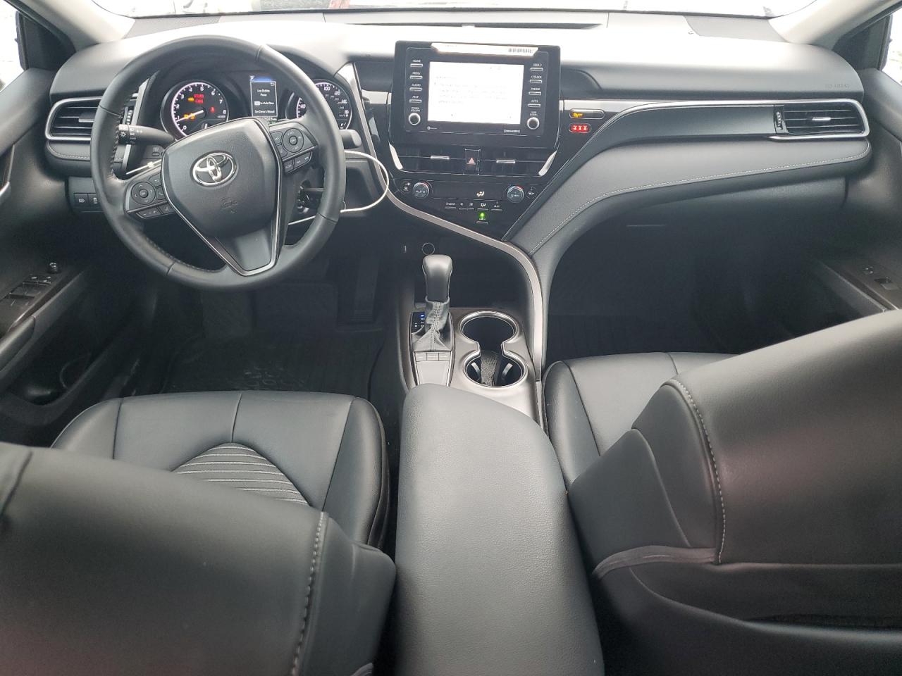 2024 TOYOTA CAMRY