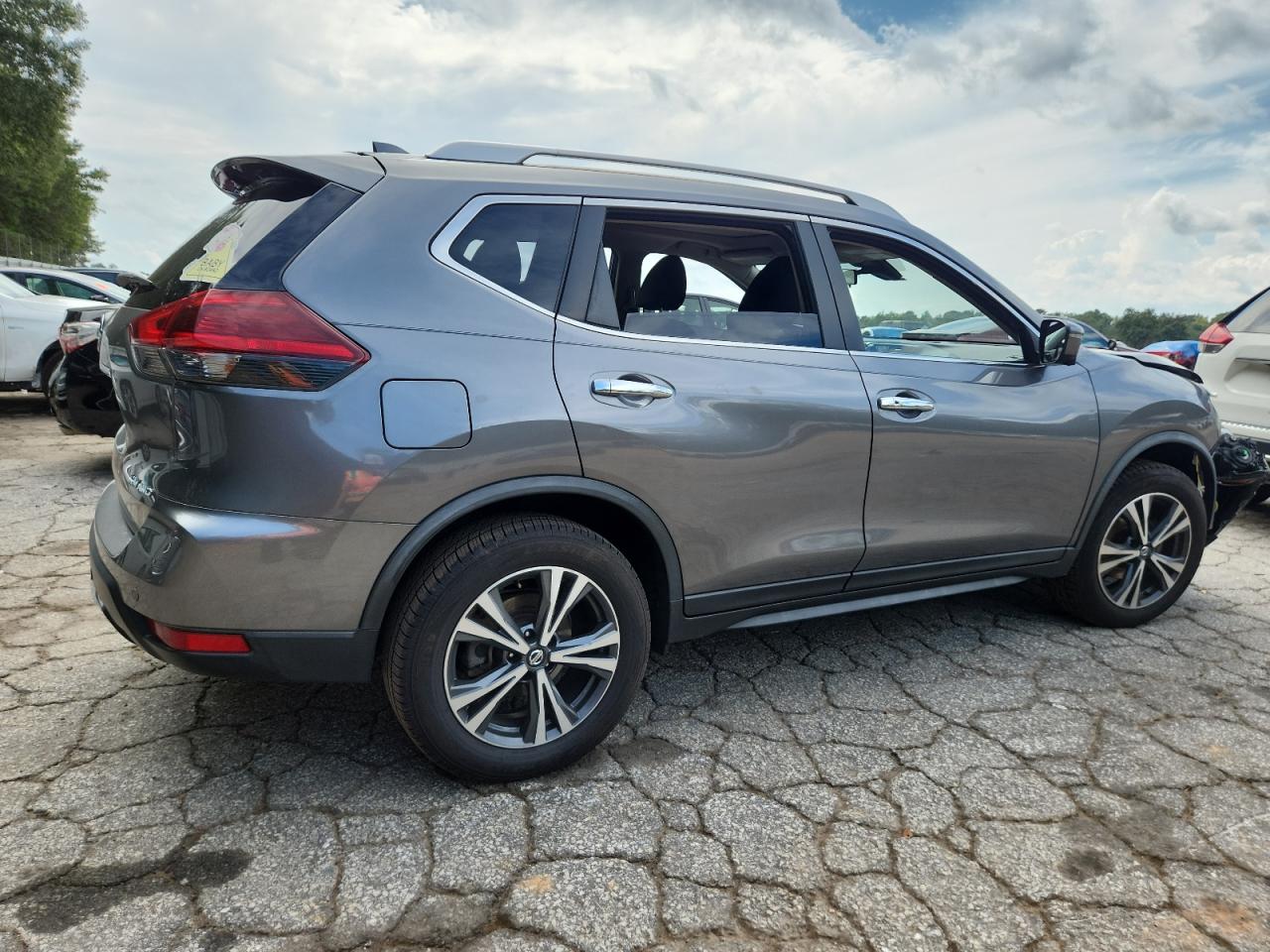 2019 NISSAN ROGUE