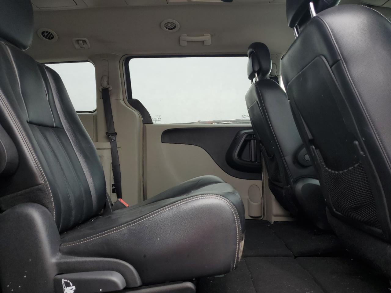 2014 CHRYSLER MINIVAN