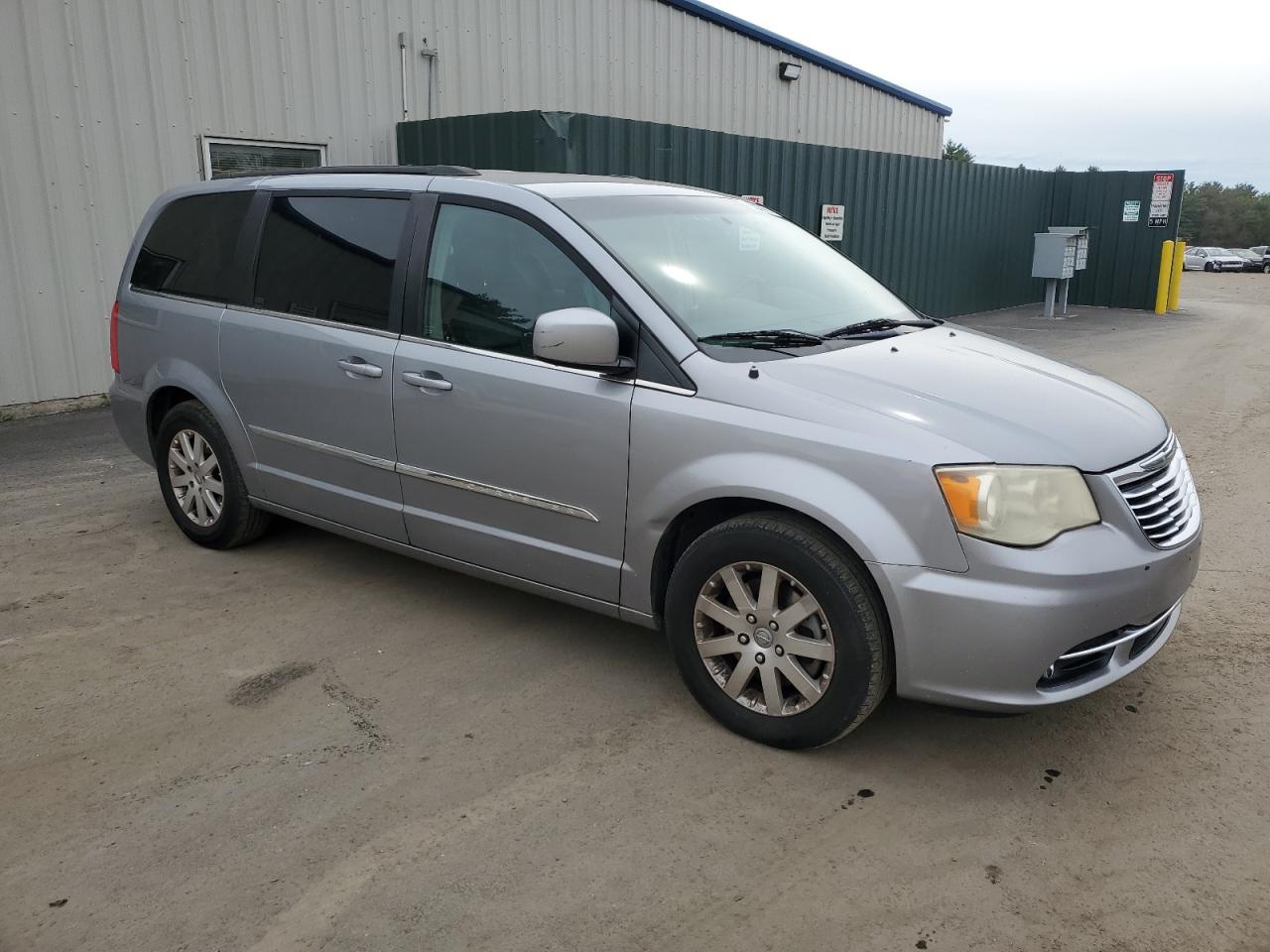 2014 CHRYSLER MINIVAN
