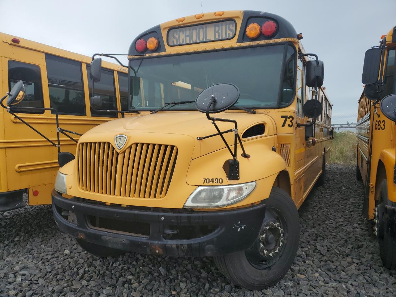 2011 IC CORPORATION CE SERIES