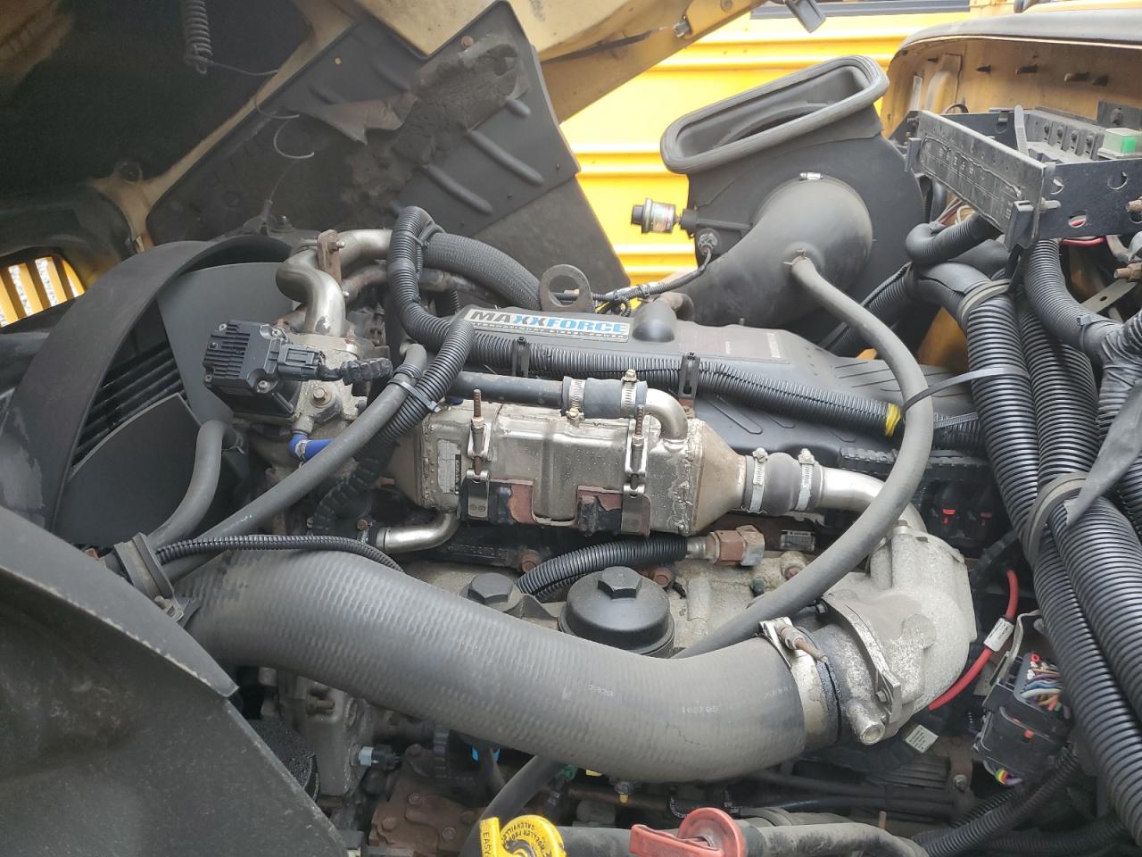 2011 IC CORPORATION CE SERIES