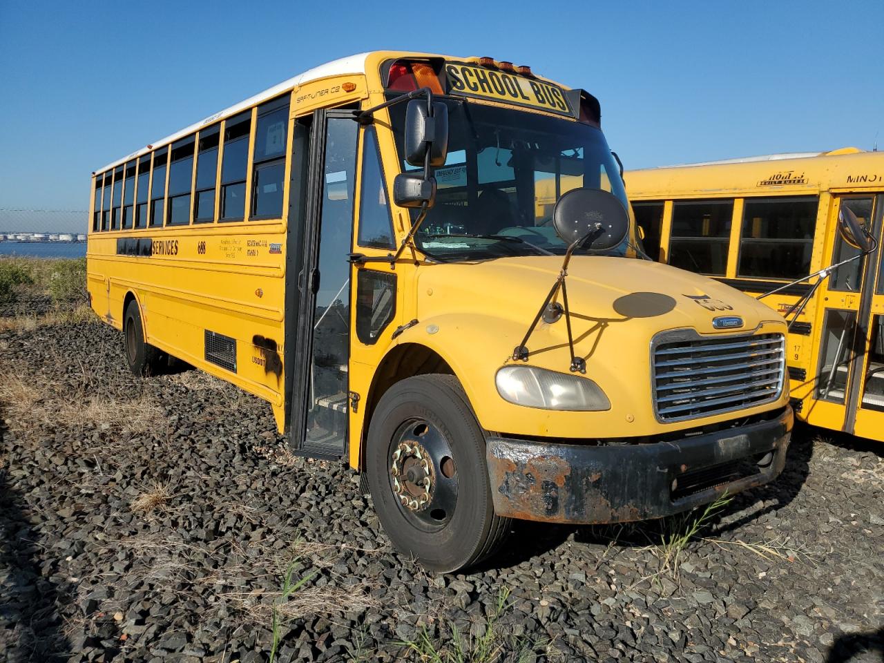 2008 THOM SAF-T-LINE