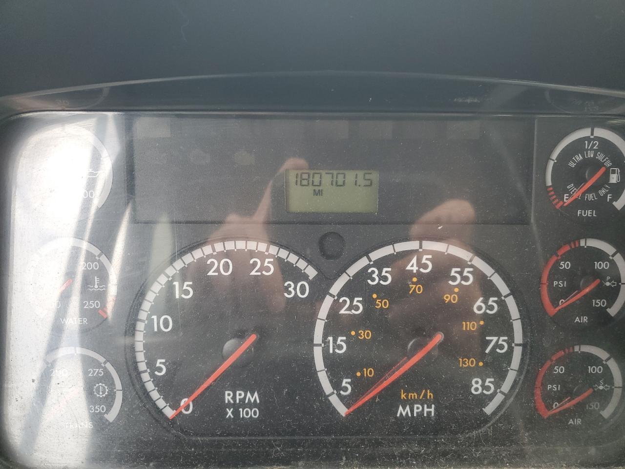 2011 FREIGHTLINER SAF-T-LINE
