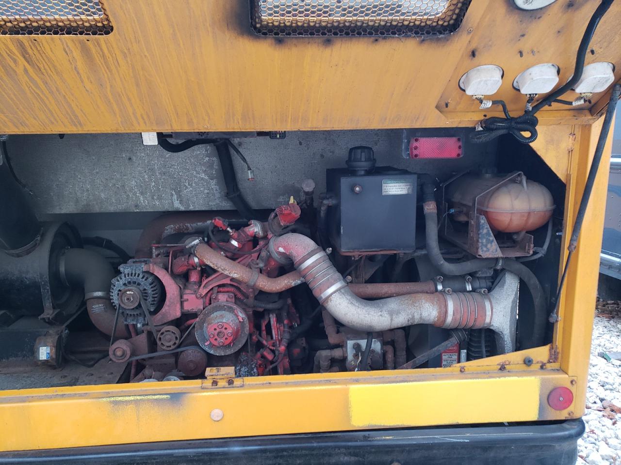 2012 THOMAS SAF-T-LINE
