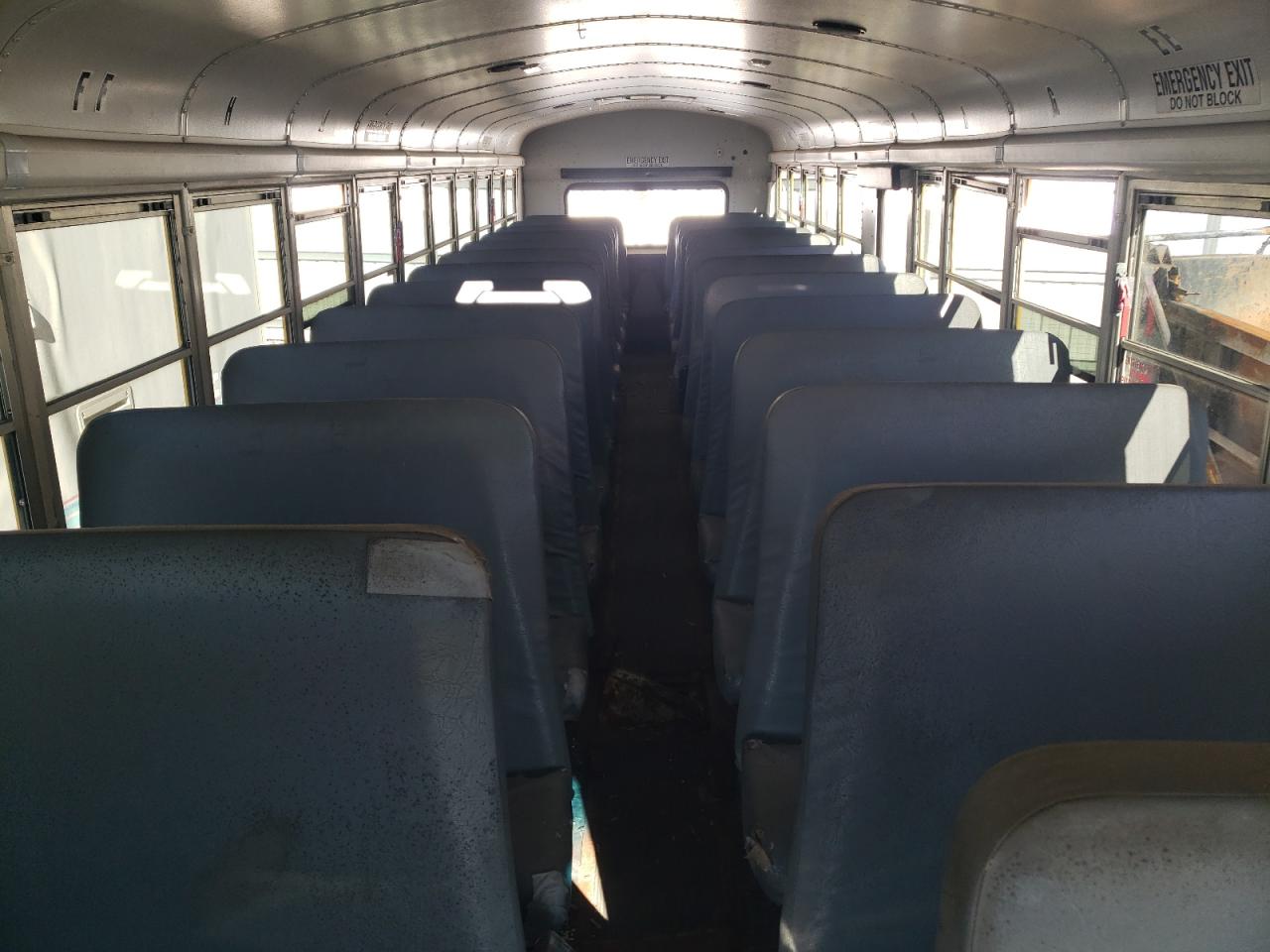 2012 THOMAS SAF-T-LINE