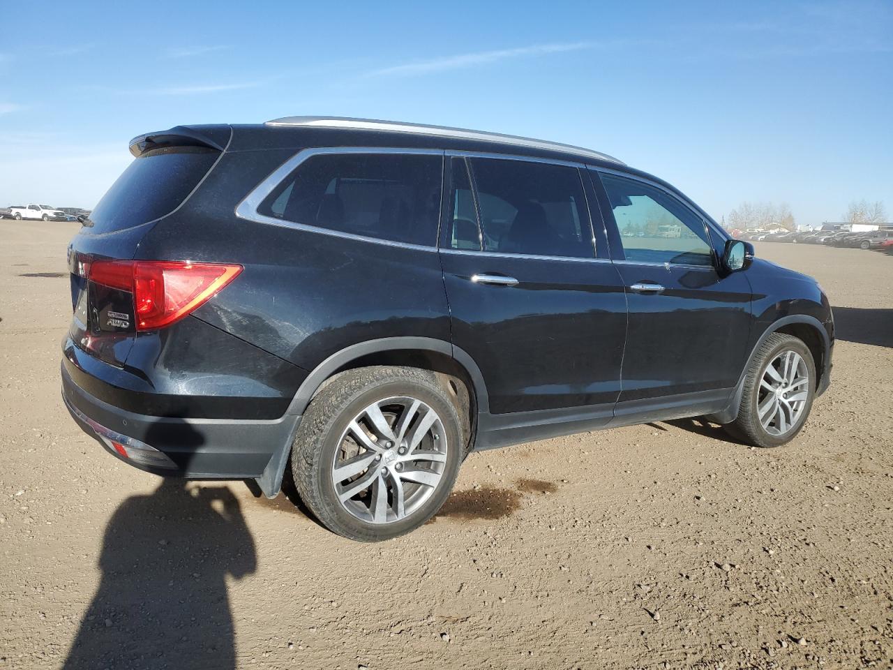 2017 HONDA PILOT