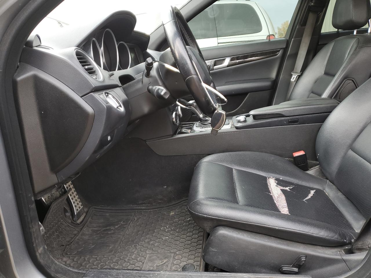 2012 MERCEDES-BENZ C-CLASS