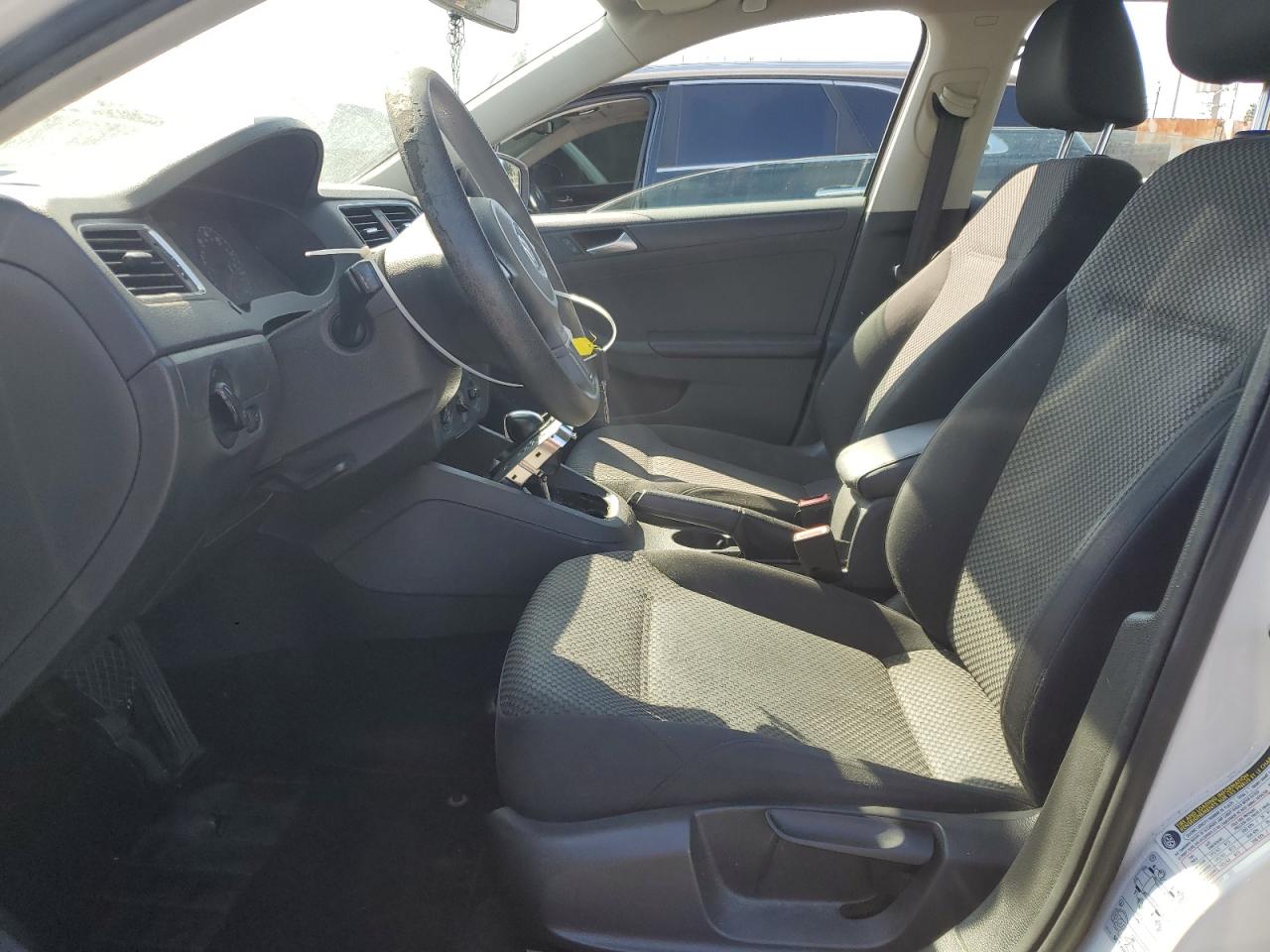 2013 VOLKSWAGEN JETTA