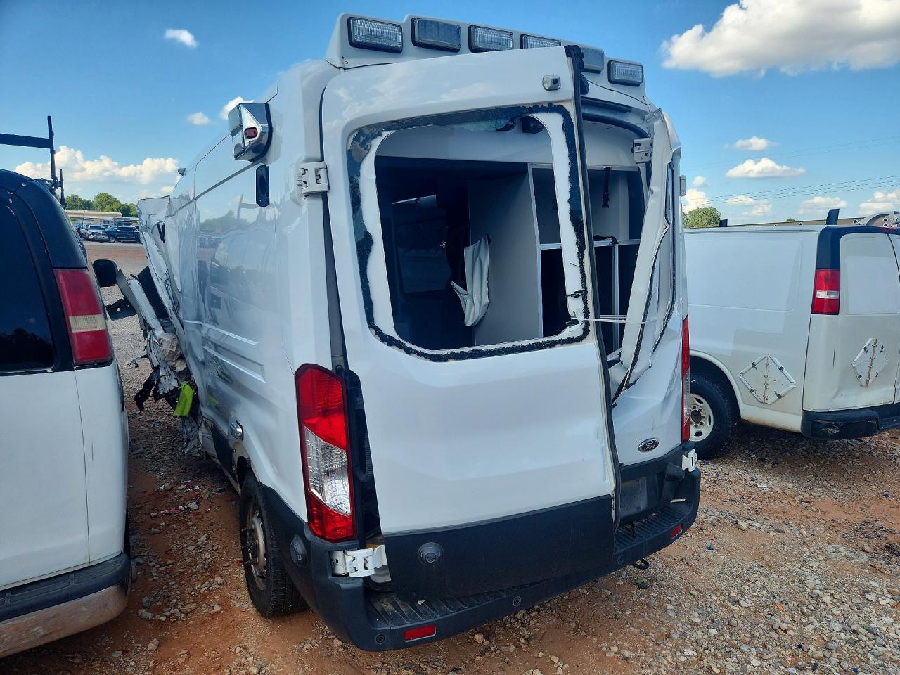 2022 FORD TRANSIT