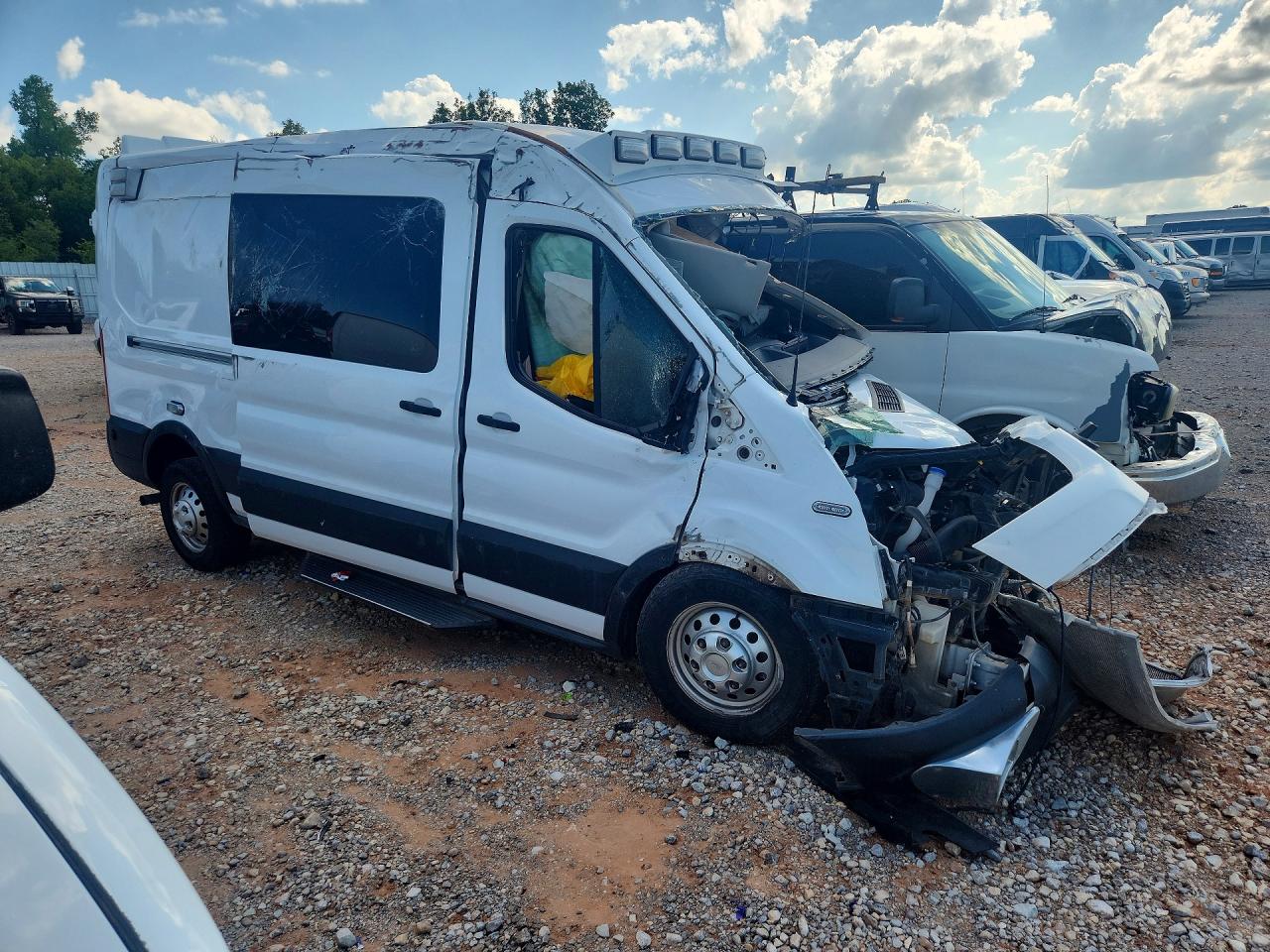 2022 FORD TRANSIT